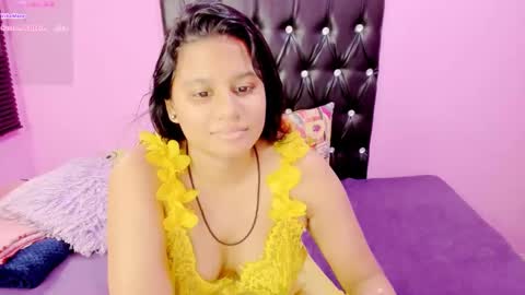 Snapshot of indianflame chatting on 4, 1, 2025 PARADISEQUEEN online show from 4, 1, 2025