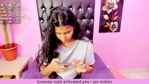 Snapshot of indianflame chatting on 27, 11, 2025 PARADISEQUEEN online show from 27, 11, 2025