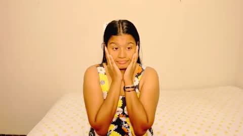 Snapshot of indianflame chatting on 11, 5, 2026 PARADISEQUEEN online show from 11, 5, 2026