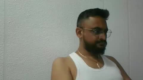 Snapshot of indianlover1433 chatting on 26, 9, 2025 Indian lover online show from 26, 9, 2025