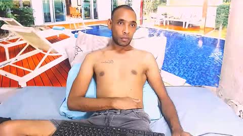 Snapshot of indianmagicmike69 chatting on 15, 3, 2026 indianmagicmike69 online show from 15, 3, 2026