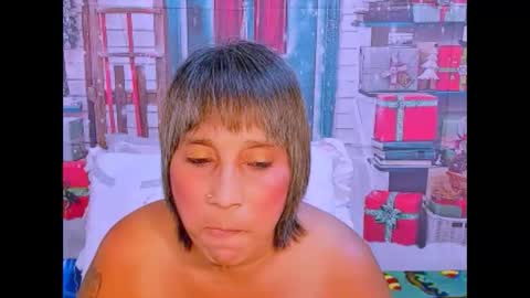 Snapshot of indianroxy27 chatting on 5, 12, 2025 indianroxy27 online show from 5, 12, 2025