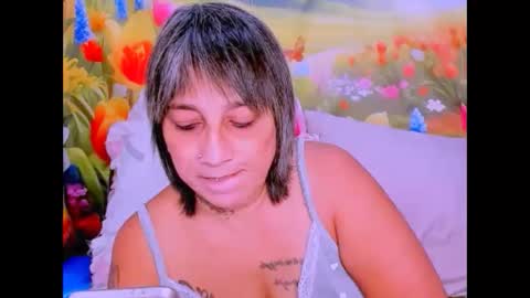 Snapshot of indianroxy27 chatting on 15, 2, 2026 indianroxy27 online show from 15, 2, 2026