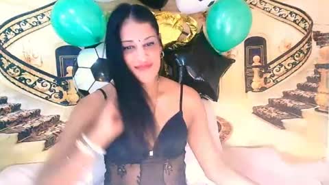 Snapshot of indiansexysmyle chatting on 18, 7, 2026 Azi online show from 18, 7, 2026