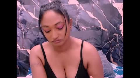 Snapshot of indianspicy69 chatting on 9, 10, 2025 Shreya online show from 9, 10, 2025