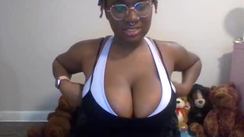 Snapshot of indikablue02 chatting on 19, 5, 2026 indikablue02 online show from 19, 5, 2026