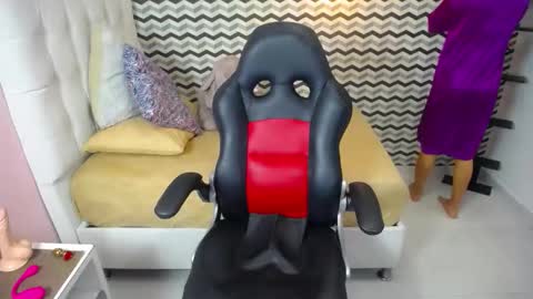   online show from 7, 2, 2026