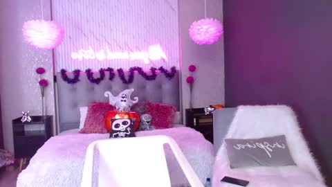 INDY online show from 4, 11, 2025