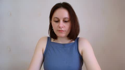 Snapshot of inessa_beauty chatting on 24, 5, 2026 Inessa online show from 24, 5, 2026