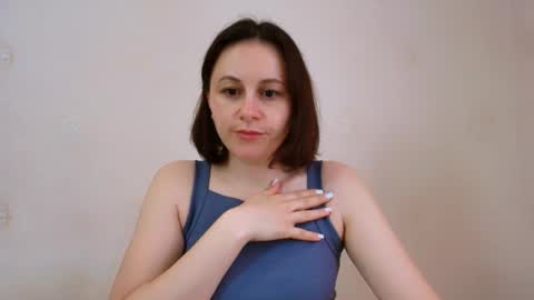 Snapshot of inessa_beauty chatting on 25, 5, 2026 Inessa online show from 25, 5, 2026