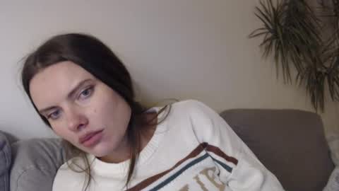 Sweet girl online show from 30, 12, 2024