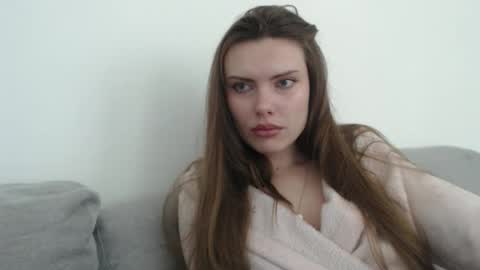 Sweet girl online show from 12, 2, 2026