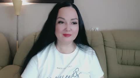 Snapshot of infinity_loveliness chatting on 4, 11, 2025 Infinity online show from 4, 11, 2025