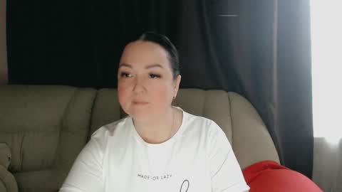 Snapshot of infinity_loveliness chatting on 5, 11, 2025 Infinity online show from 5, 11, 2025