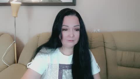 Snapshot of infinity_loveliness chatting on 12, 11, 2025 Infinity online show from 12, 11, 2025