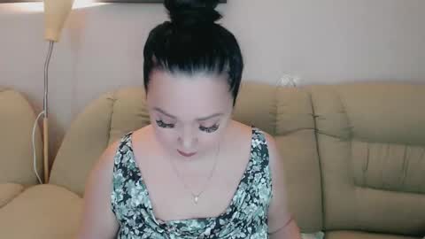 Snapshot of infinity_loveliness chatting on 21, 11, 2025 Infinity online show from 21, 11, 2025