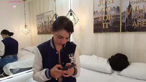 Snapshot of ingrid_rodriguezz chatting on 8, 5, 2026 Ingrid online show from 8, 5, 2026