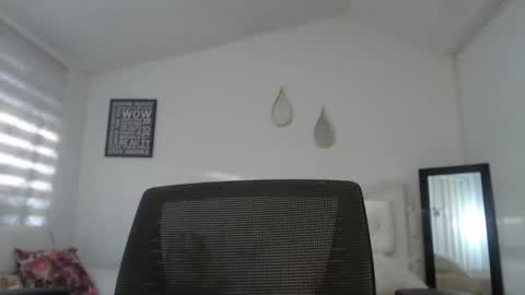            online show from 23, 12, 2024