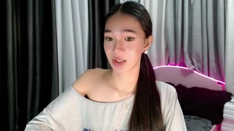 Reign online show from 18, 4, 2026