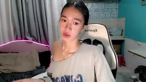 Snapshot of innocent_reign69 chatting on 19, 4, 2026 Reign online show from 19, 4, 2026