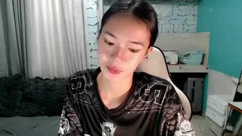 Snapshot of innocent_reign69 chatting on 19, 7, 2026 Reign online show from 19, 7, 2026