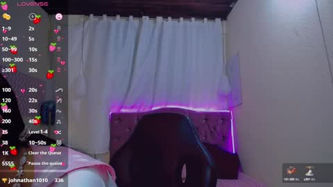 Snapshot of inocent_luna chatting on 16, 12, 2024 Luna moon online show from 16, 12, 2024