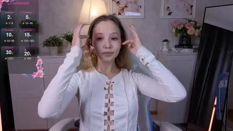 Snapshot of insaneinsomnia chatting on 30, 10, 2025 insaneinsomnia online show from 30, 10, 2025