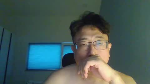 Snapshot of insuclee197641 chatting on 6, 10, 2025 insuclee197641 online show from 6, 10, 2025