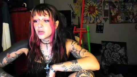 Snapshot of insunnity666 chatting on 28, 7, 2026 Insunnity666 online show from 28, 7, 2026