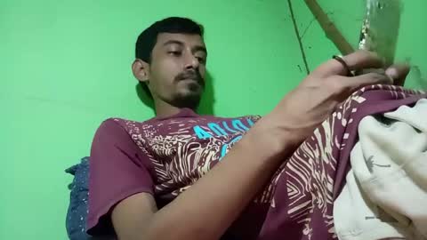 interne8famous online show from 2, 10, 2025