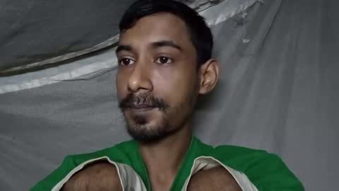 interne8famous online show from 27, 11, 2025