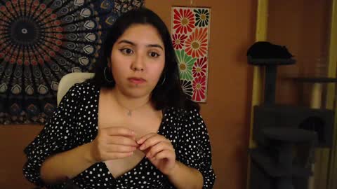 Snapshot of intimatetales chatting on 1, 12, 2024 Africa online show from 1, 12, 2024