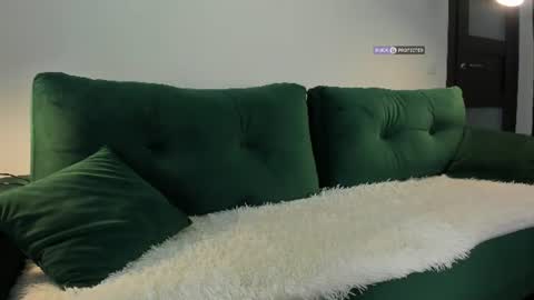 Yuli online show from 5, 7, 2026