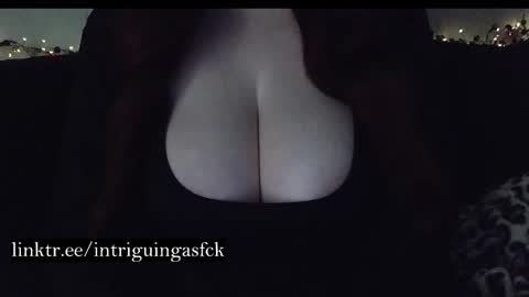 Snapshot of intriguingasfck chatting on 7, 3, 2025 Intriguing as Fck online show from 7, 3, 2025