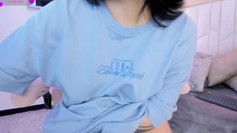Snapshot of io_chie_ chatting on 7, 5, 2026 io_chie_ online show from 7, 5, 2026