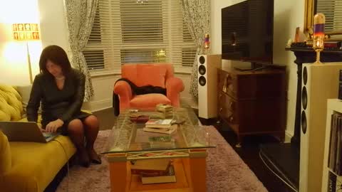 Irena Adler online show from 13, 12, 2025