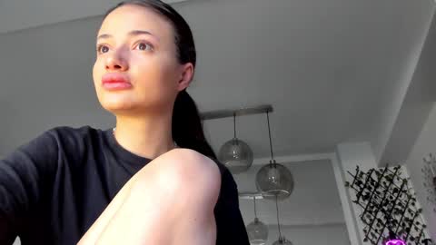 Ir s room online show from 10, 3, 2025