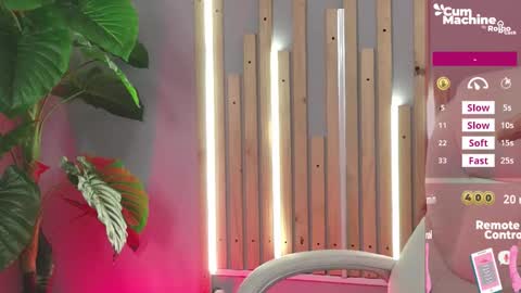 Iris Rosse online show from 10, 9, 2025