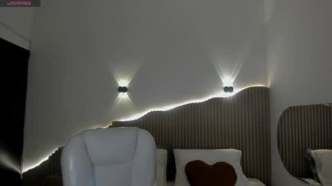 iris8_ online show from 21, 4, 2026