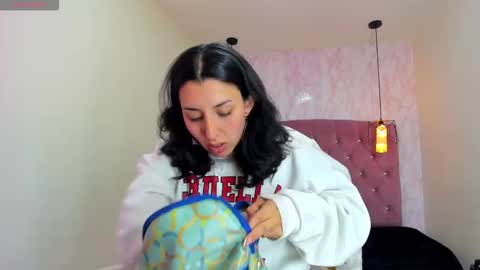 iris_77 online show from 5, 11, 2025