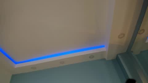 Iris  online show from 3, 12, 2025