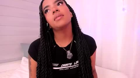 iris_hottt0 online show from 7, 4, 2026