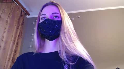 Lily online show from 8, 9, 2025