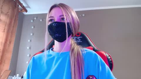 Lily online show from 19, 10, 2025