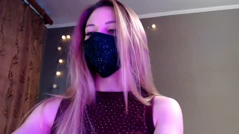 Lily online show from 6, 4, 2026