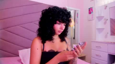Snapshot of iris_licht chatting on 2, 6, 2026 Iris Licht online show from 2, 6, 2026