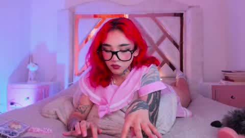  Iris  online show from 20, 4, 2026