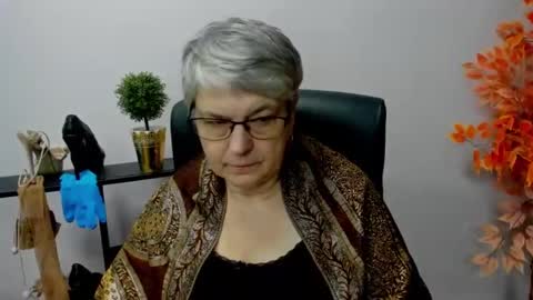 I R I S online show from 15, 1, 2025