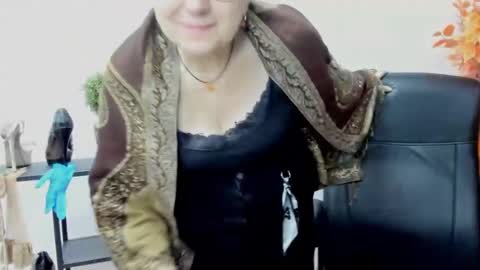 I R I S online show from 12, 2, 2025