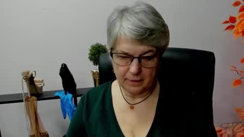 I R I S online show from 14, 2, 2025